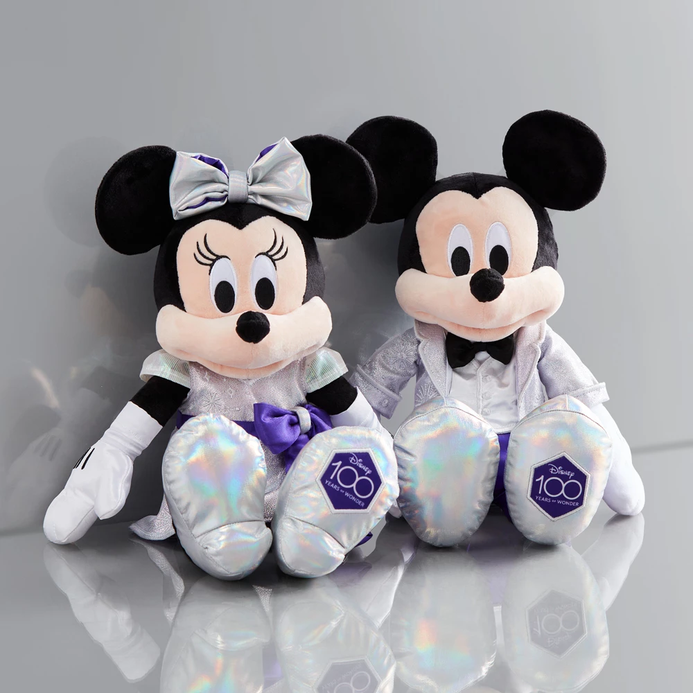Petite Peluche Minnie Disney100 Celebration 4 Petite Peluche Minnie Disney100 Celebration – Image 2