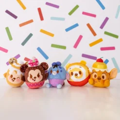 Disneyland Petite Peluche Mystère Façon Viennoiserie Disney Munchlings 11 Disneyland Petite Peluche Mystère Façon Viennoiserie Disney Munchlings -Disney 412343248467 4