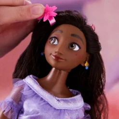 Disney Store Poupée Classique Isabela, Encanto : La Fantastique Famille Madrigal 8 Disney Store Poupée Classique Isabela, Encanto : La Fantastique Famille Madrigal -Disney 460022220082 2