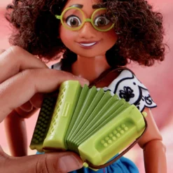 Disney Store Poupée Musicale Mirabel, Encanto : La Fantastique Famille Madrigal 9 Disney Store Poupée Musicale Mirabel, Encanto : La Fantastique Famille Madrigal -Disney 460022220242 2