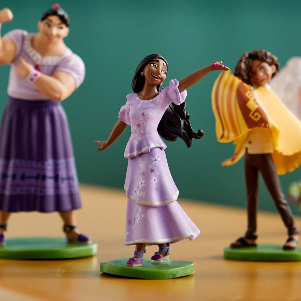 Disney Store Coffret Deluxe De Figurines Encanto 5 Disney Store Coffret Deluxe De Figurines Encanto – Image 3