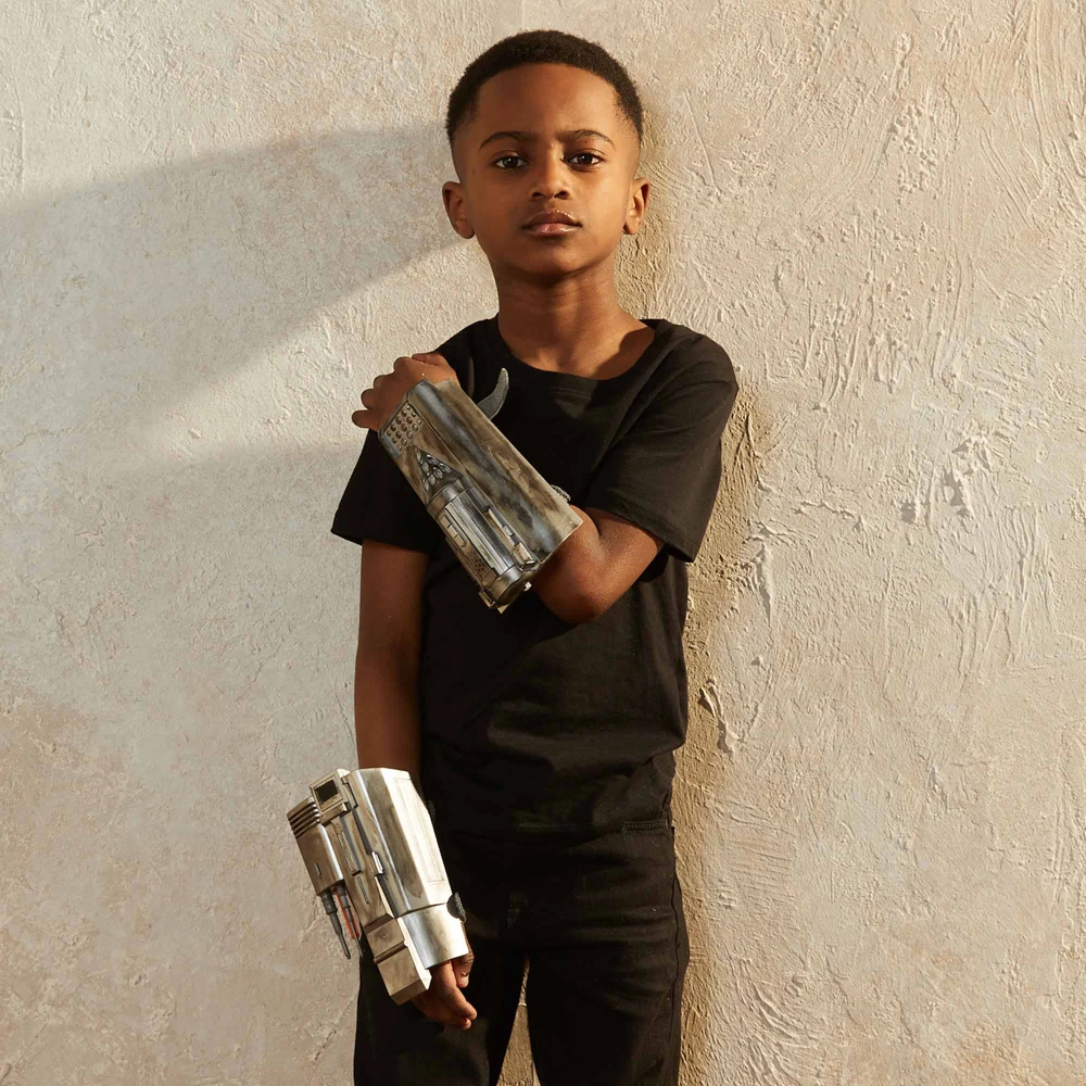 Disney Store Duo De Gantelets The Mandalorian 4 Disney Store Duo De Gantelets The Mandalorian – Image 2