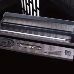 Disney Store Sabre Laser Mace Windu Legacy, Star Wars 13 Disney Store Sabre Laser Mace Windu Legacy, Star Wars -Disney 461063588858 5