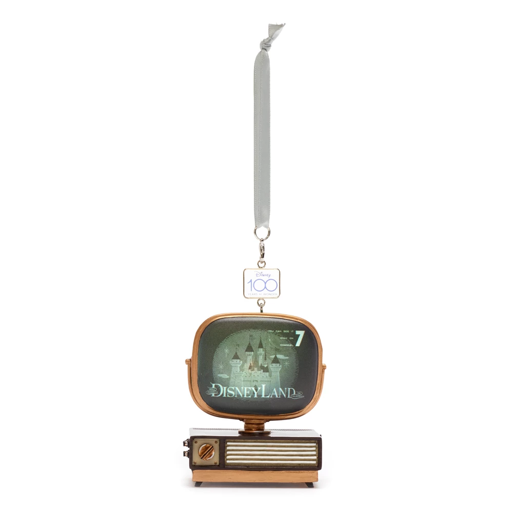 Décoration à Suspendre Walt Disney's Disneyland Son Et Lumière, Collection Living Magic Sketchbook, Disney100 Eras 3 Décoration à Suspendre Walt Disney's Disneyland Son Et Lumière, Collection Living Magic Sketchbook, Disney100 Eras