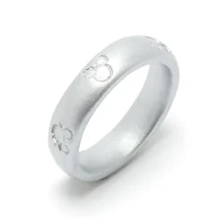 Disney Store Décoration Boîte De Bague De Fiançailles Mickey à Suspendre 11 Disney Store Décoration Boîte De Bague De Fiançailles Mickey à Suspendre -Disney 465062431863 3