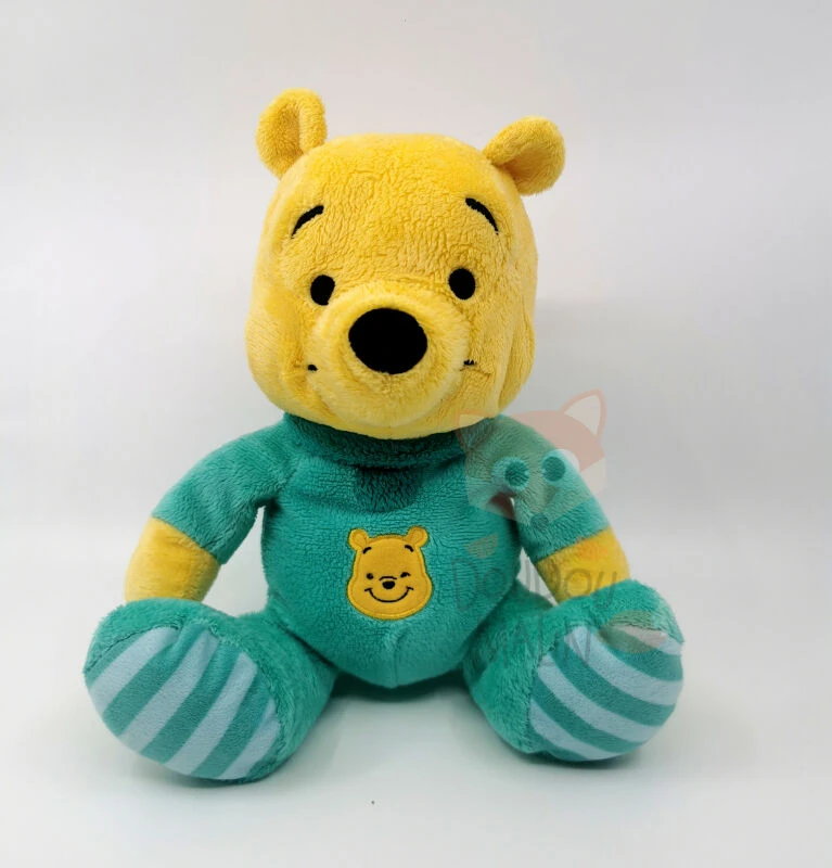 Disney - Winnie L'ourson - Peluche Pyjama Vert 25 Cm 3 Disney - Winnie L'ourson - Peluche Pyjama Vert 25 Cm